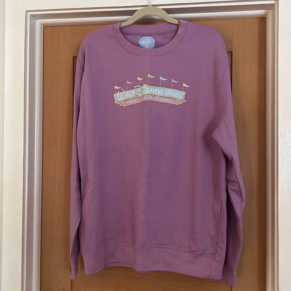 Walt Disney World crewneck size large
